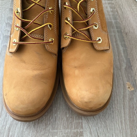 Women’s Timberlands - Picture 1 of 3